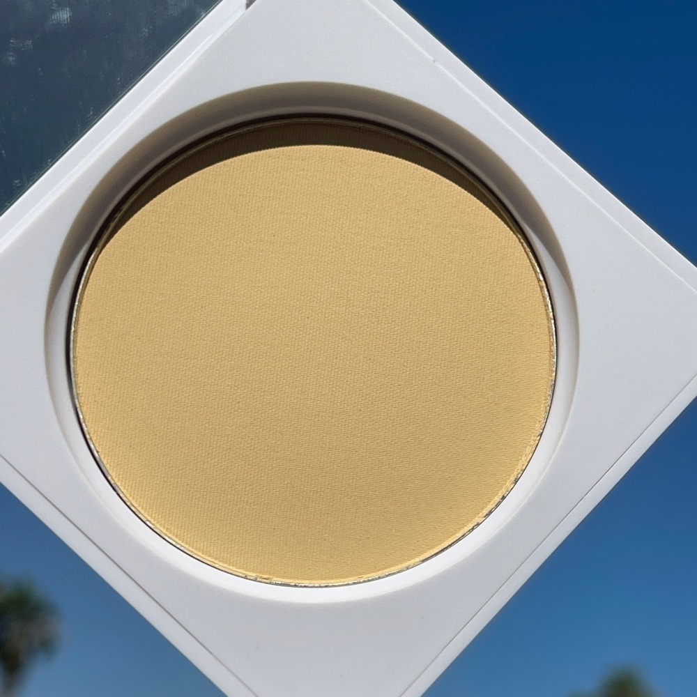 OFRA COSMETICS Banana Powder - Picture 3 of 8